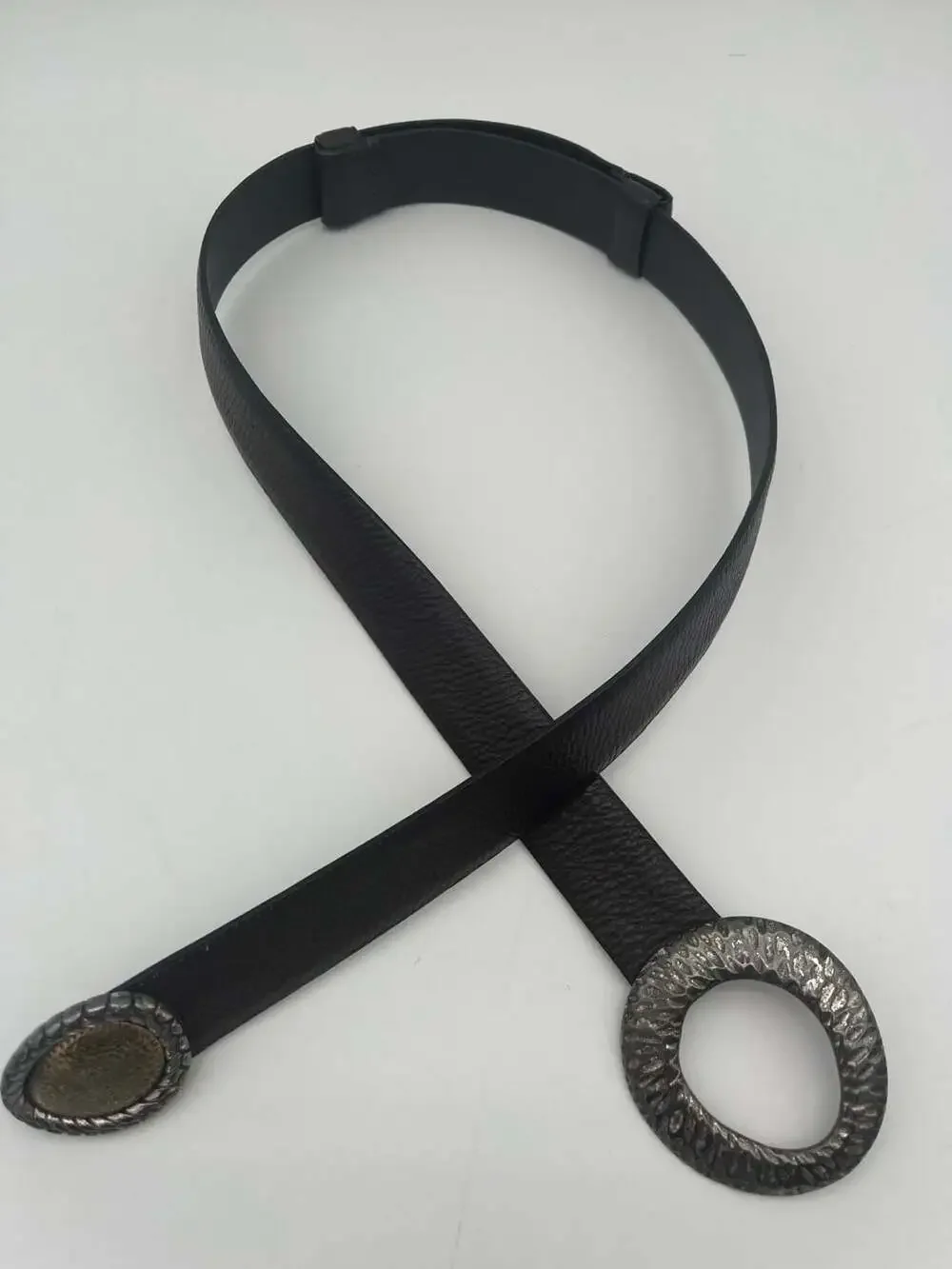 Chico's Black Genuine Leather Adjustable Belt Textured Silver Gold-Tone Buckle
